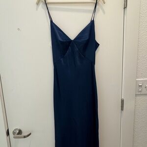 Essue Midnight Blue Backless Dress